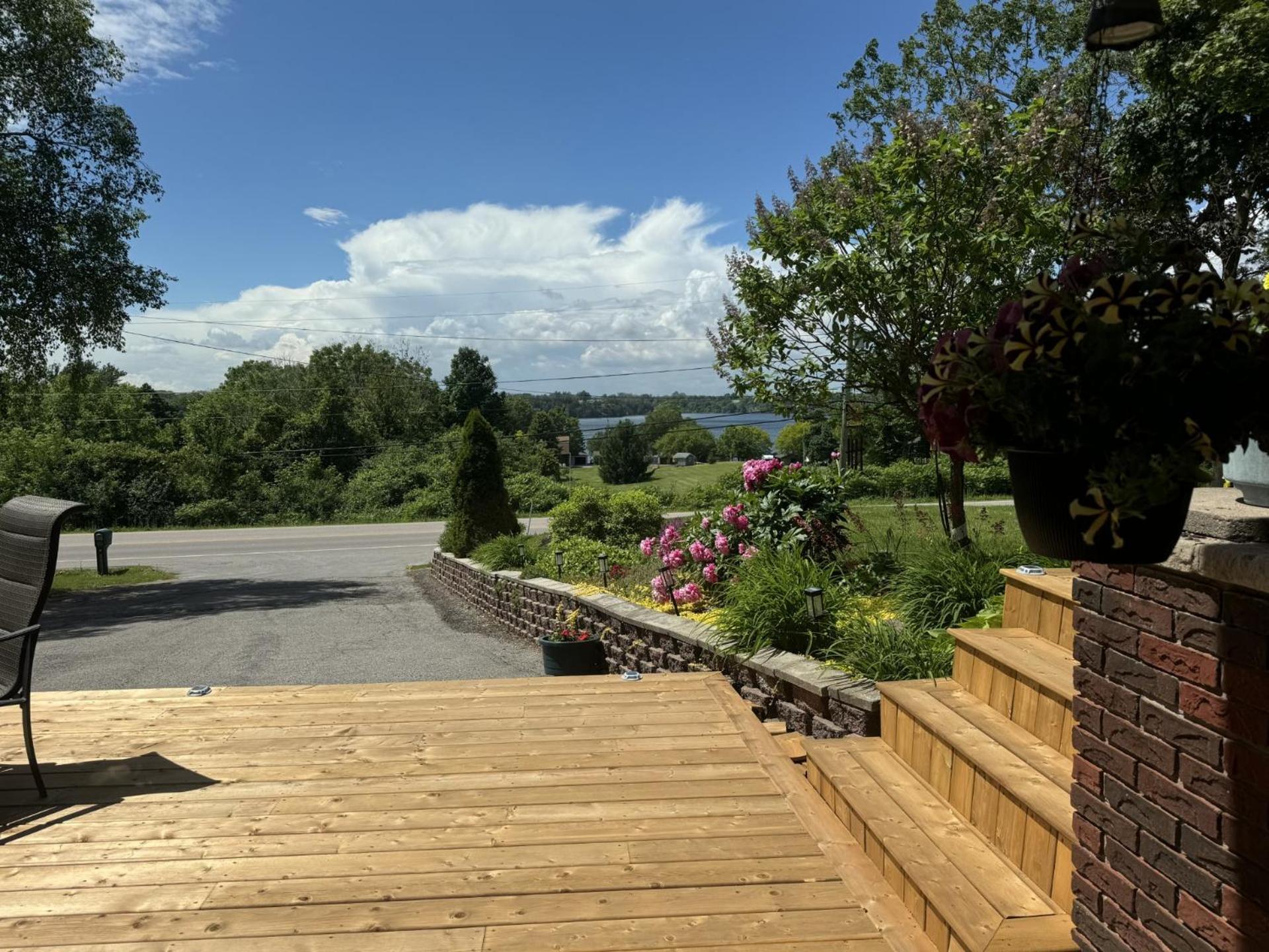 Lazy Dayz Vacation Rental Picton Exterior photo